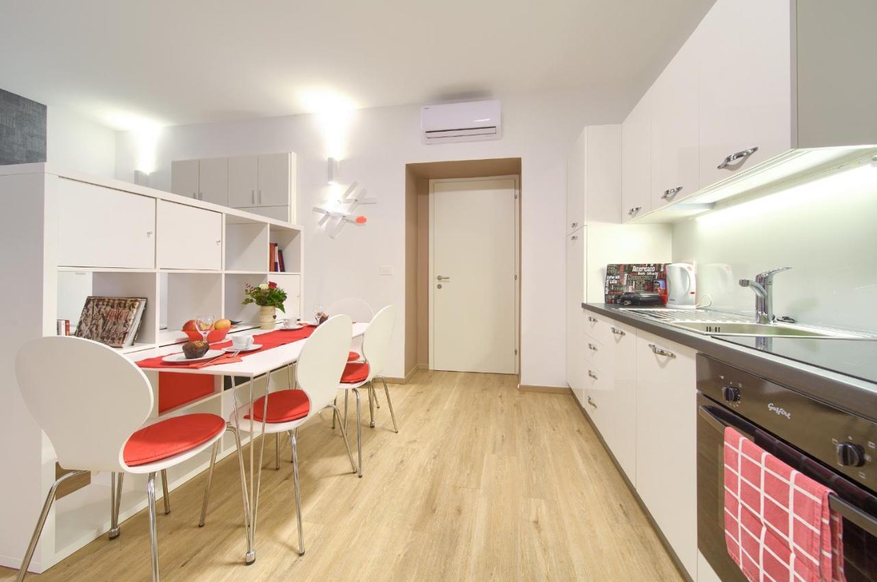 Logo Apartments 5 Min Walk To Main Square Ζάγκρεμπ Εξωτερικό φωτογραφία