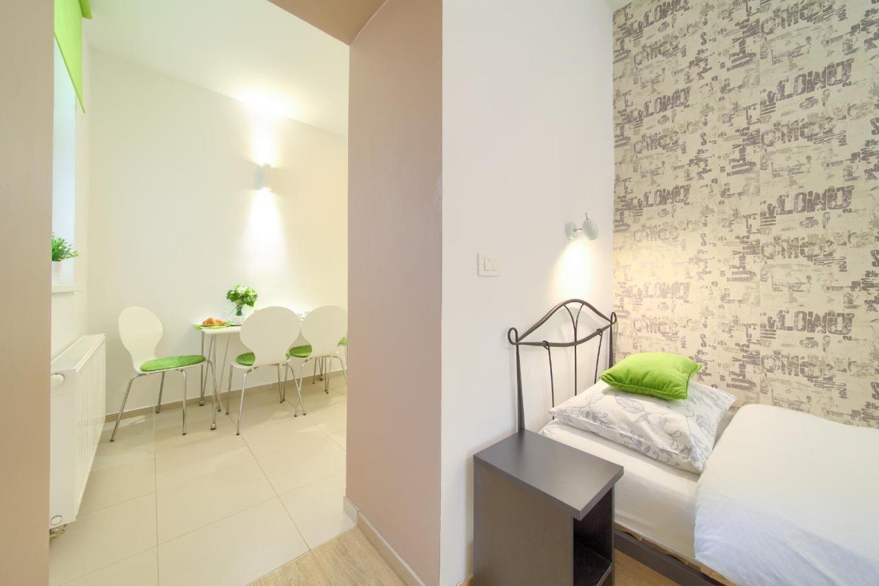 Logo Apartments 5 Min Walk To Main Square Ζάγκρεμπ Εξωτερικό φωτογραφία